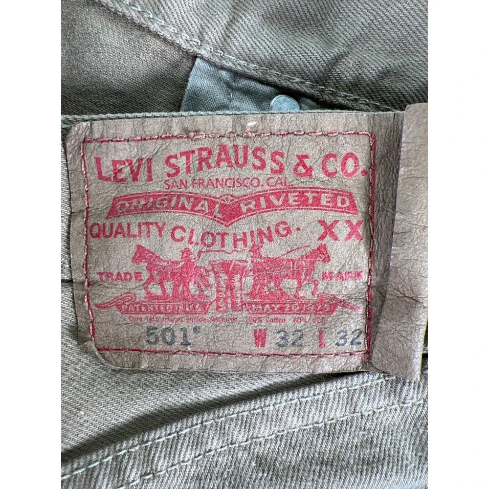 Levi's Men's Brown 501 Straight Leg Button Fly Jeans - 32x32
